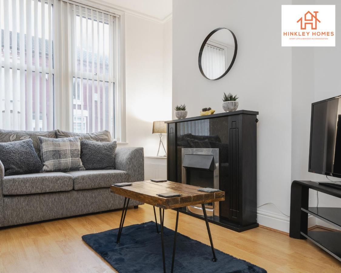 2 Bedroom House Liverpool- Large & Cosy- Sleeps 5 By Hinkley Homes Short Lets & Serviced Accommodation Esterno foto